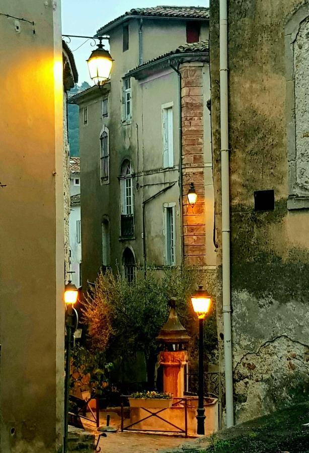 La Tour De Pezene Panzió Anduze Kültér fotó