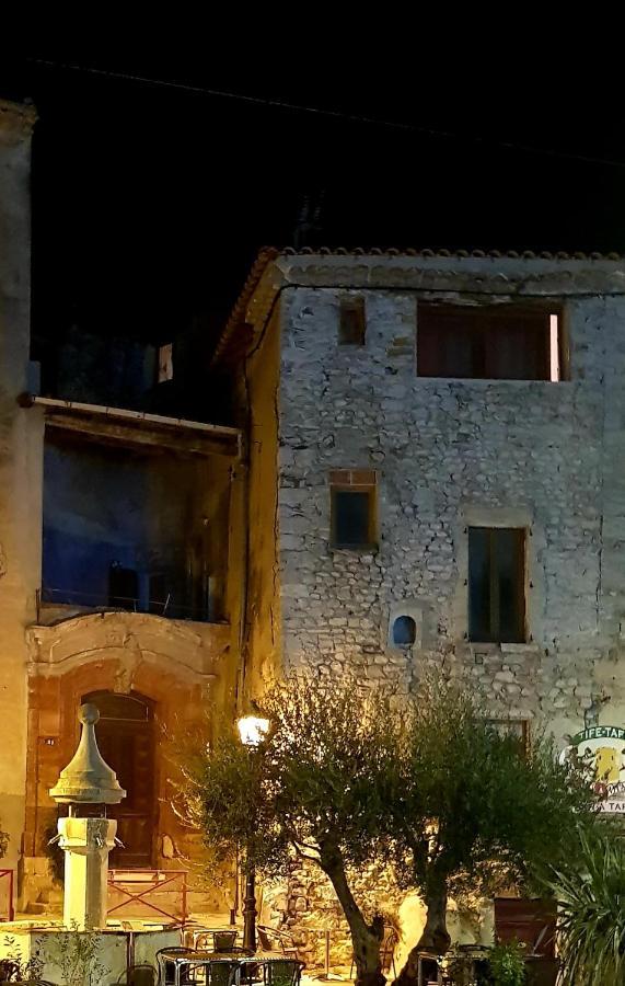 La Tour De Pezene Panzió Anduze Kültér fotó